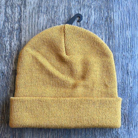 Vans “Milford” Beanie. Golden/yellow color with black and white Vans patch. NWT - Picture 6 of 11